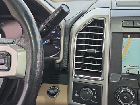 Used 2017 Ford F250 Lariat w/ Lariat Ultimate Package image 20