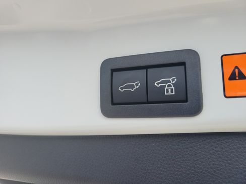 Certified 2026 Toyota RAV4 SE w/ Convenience Package AWD/4WD image 12