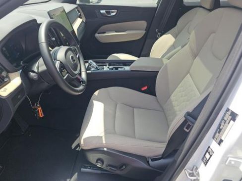 Used 2026 Volvo XC60 B5 Plus AWD/4WD image 2