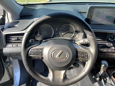 Certified 2022 Lexus RX 450hL AWD w/ Premium Package image 12