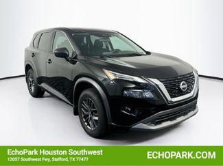 Used 2023 Nissan Rogue S FWD video 1