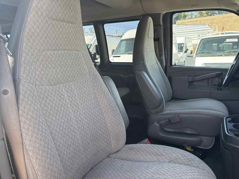 Used 2017 Chevrolet Express 3500 LT w/ LT Preferred Equipment Group image 14