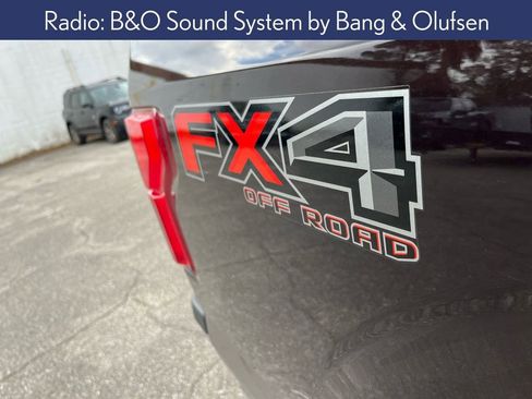 Used 2019 Ford F150 Lariat w/ Equipment Group 502A Luxury image 8