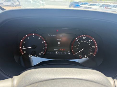 Used 2025 Nissan Frontier PRO-4X w/ Pro Convenience Package AWD/4WD image 15