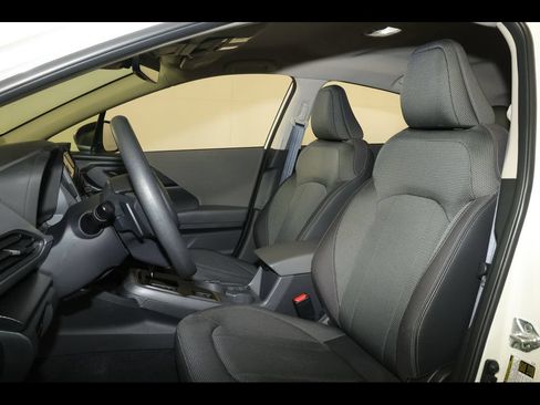 Used 2024 Subaru Crosstrek 2.0i Premium AWD/4WD image 13