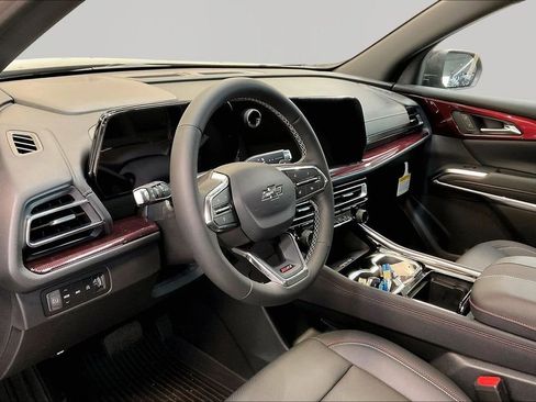 New 2026 Chevrolet Traverse Z71 AWD/4WD image 8
