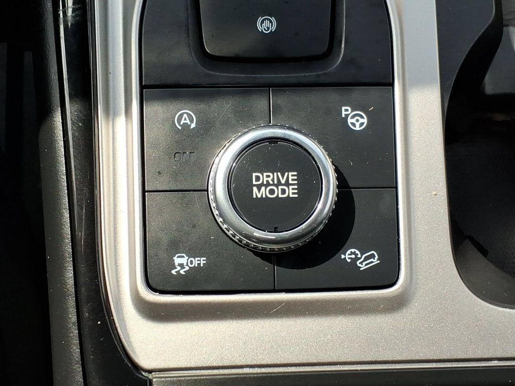 Used 2021 Ford Explorer ST w/ Equipment Group 401A AWD/4WD image 21