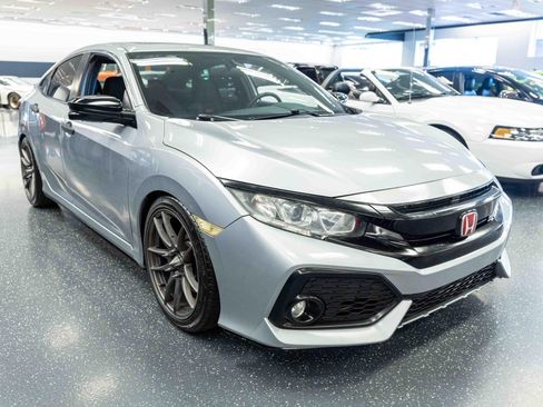 Used 2018 Honda Civic Si image 3