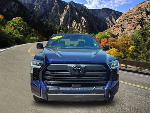 Used 2025 Toyota Tundra Limited AWD/4WD image 6