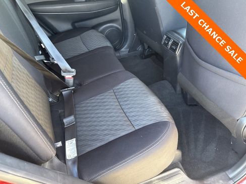 Used 2020 Nissan Rogue SV image 36