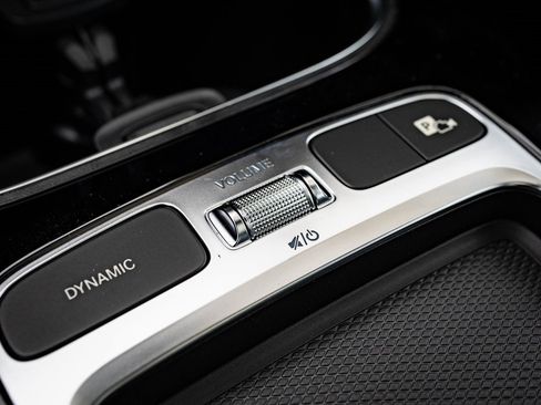 Certified 2025 Mercedes-Benz CLA 250 4MATIC image 23