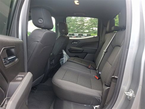 New 2025 GMC Canyon Elevation w/ Convenience Package image 10