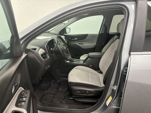 Used 2024 Chevrolet Equinox LT image 9