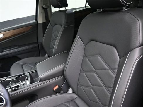 New 2026 Volkswagen Atlas SE image 33