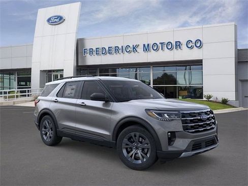 New 2026 Ford Explorer Active w/ Active Comfort Package AWD/4WD image 7
