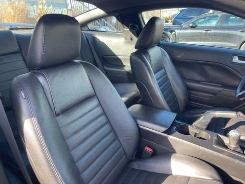 Used 2007 Ford Mustang GT RWD image 16