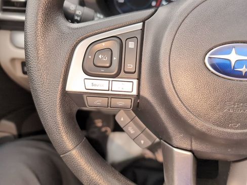 Used 2018 Subaru Forester 2.5i Premium image 16