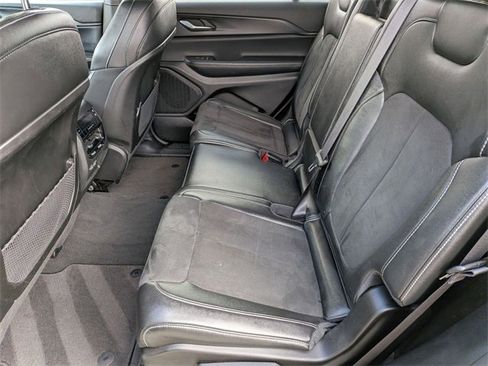 Certified 2024 Jeep Grand Cherokee L Laredo image 24