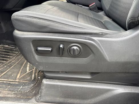 Used 2019 Chevrolet Silverado 1500 LT w/ All-Star Edition AWD/4WD image 18