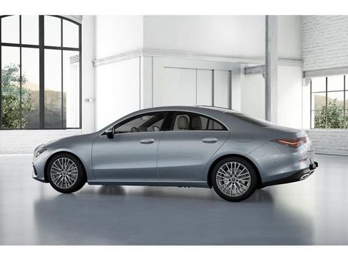 New 2026 Mercedes-Benz CLA 250 4MATIC image 32
