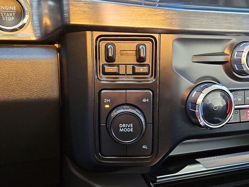 Used 2024 Ford F250 Lariat image 15