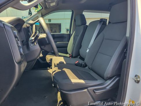 Certified 2022 Chevrolet Silverado 2500 Custom w/ Custom Value Package AWD/4WD image 10