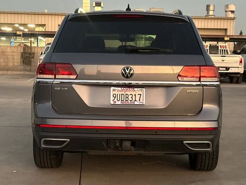 Used 2022 Volkswagen Atlas SE image 8