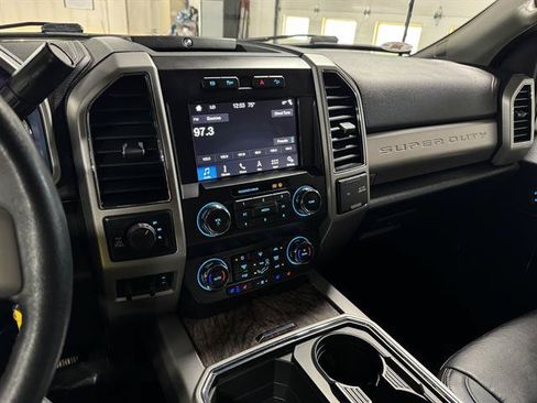 Used 2019 Ford F250 Lariat AWD/4WD image 16