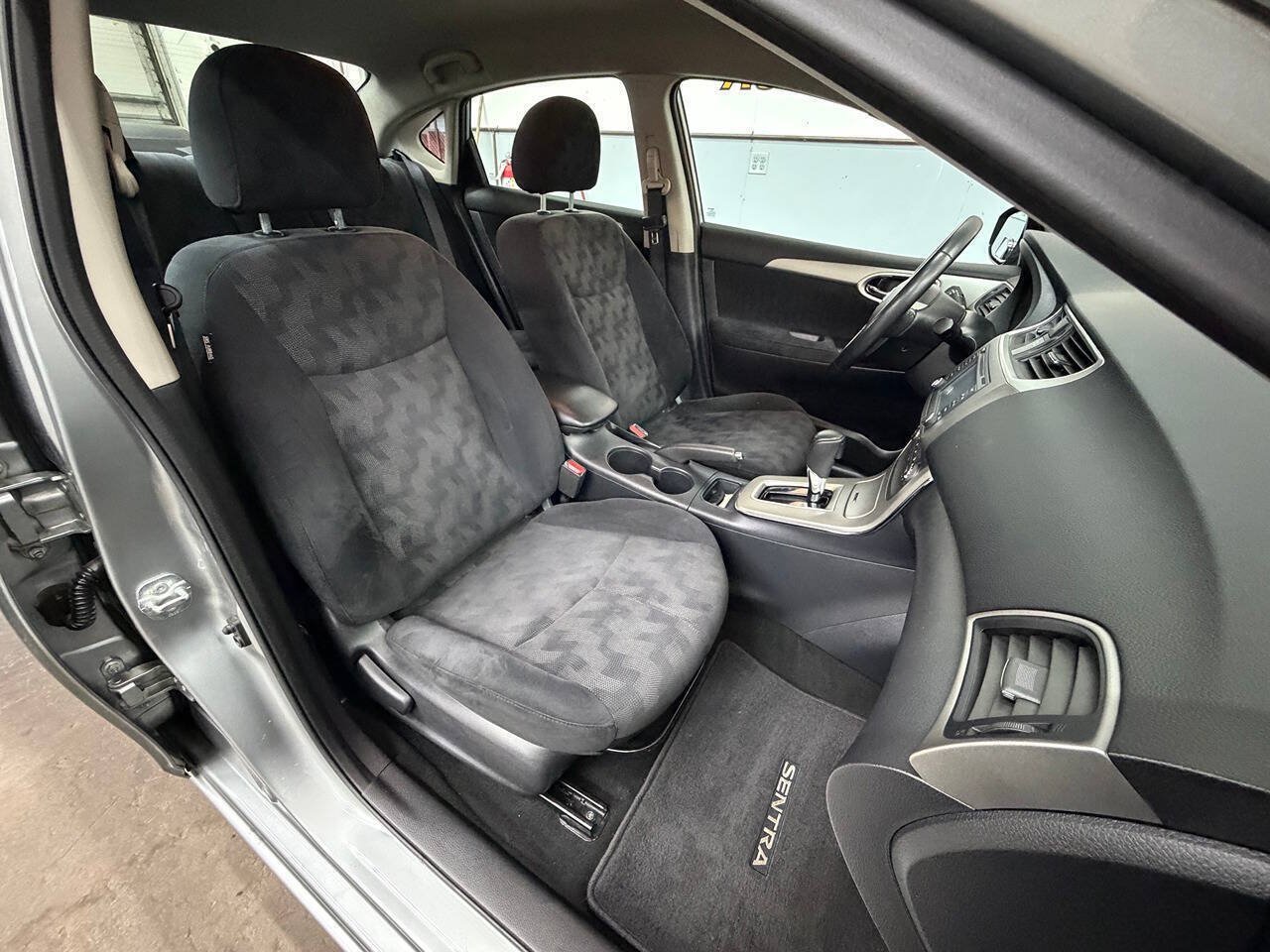 Used 2013 Nissan Sentra SV w/ Driver Pkg FWD image 15