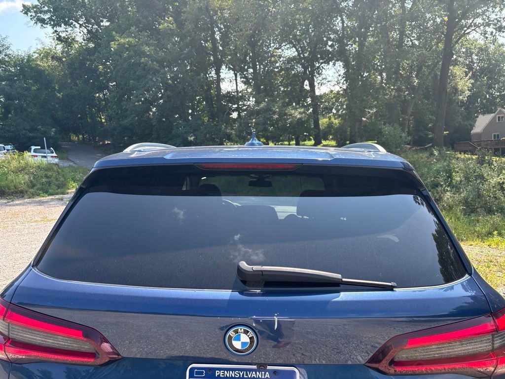 Used 2023 BMW X5 xDrive45e w/ Executive Package AWD/4WD image 6