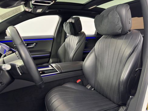 Used 2022 Mercedes-Benz S 500 4MATIC w/ AMG Line Package image 50