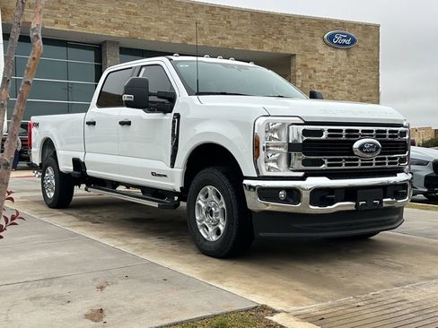New 2026 Ford F350 XLT w/ FX4 Off-Road Package image 53