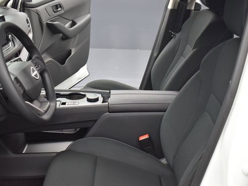 New 2026 Nissan Rogue S image 17