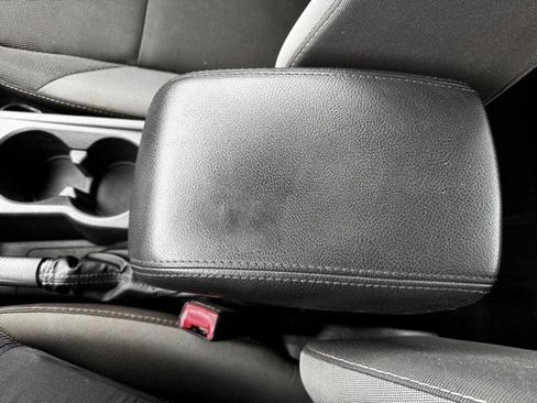 Used 2013 Ford Focus SE image 13