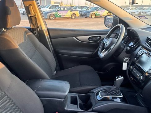 Used 2020 Nissan Rogue Sport S FWD image 33