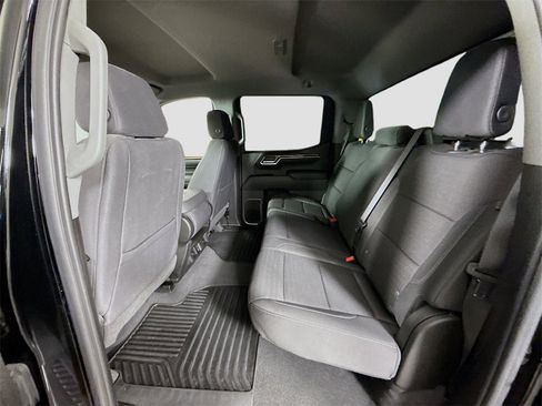 Used 2024 Chevrolet Silverado 1500 LT image 17