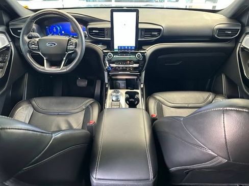 Used 2023 Ford Explorer ST w/ Equipment Group 401A AWD/4WD image 12