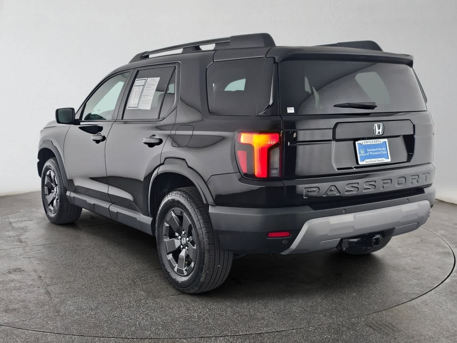 Certified 2026 Honda Passport RTL image 5