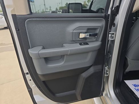 Used 2017 RAM 1500 Big Horn AWD/4WD image 17