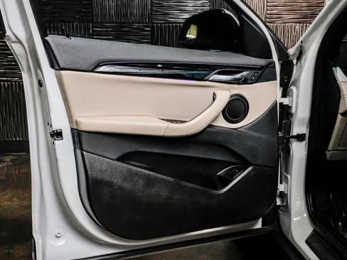 Used 2018 BMW X2 sDrive28i image 36