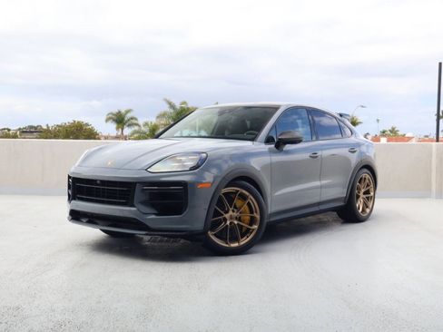 Certified 2025 Porsche Cayenne Turbo GT AWD/4WD image 1