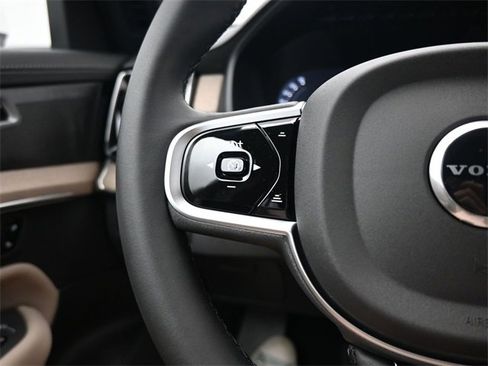 New 2026 Volvo XC90 B6 Ultra image 26