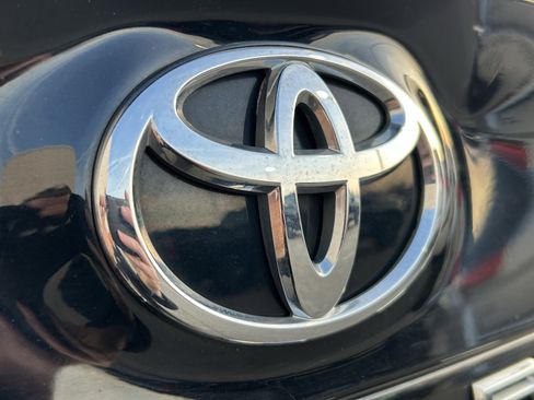 Certified 2024 Toyota Camry SE image 7