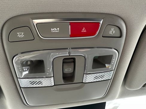 New 2025 Kia Telluride S image 51