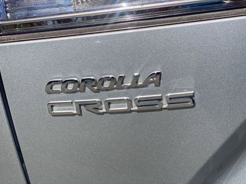 Certified 2023 Toyota Corolla Cross LE w/ Moonroof Package AWD/4WD image 20