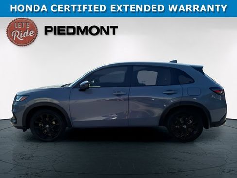 Certified 2025 Honda HR-V Sport image 9