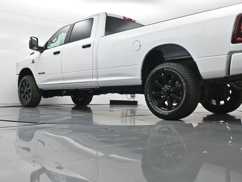 New 2026 RAM 3500 Big Horn AWD/4WD image 46