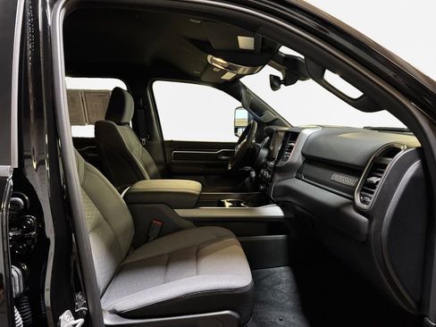 Used 2025 RAM 1500 Big Horn image 26
