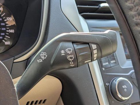 Used 2015 Ford Fusion SE w/ Equipment Group 202A image 7