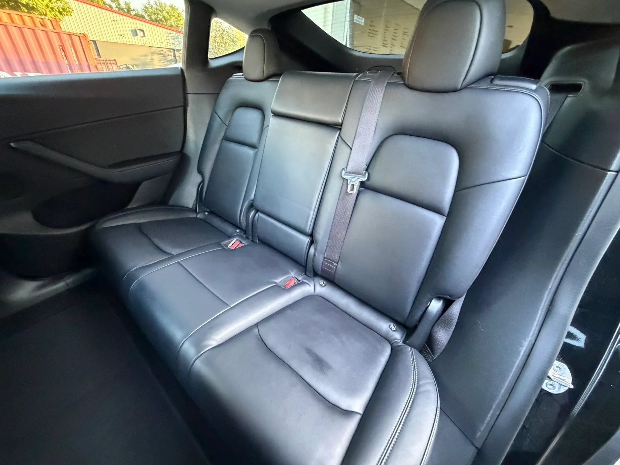 Used 2021 Tesla Model Y Long Range AWD/4WD image 16
